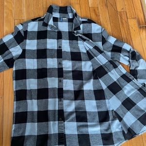Divided [H&M] Long Sleeve Flannel Button Down - (L)arge